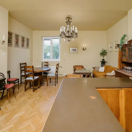 Apartma Barons Heritage In Center
